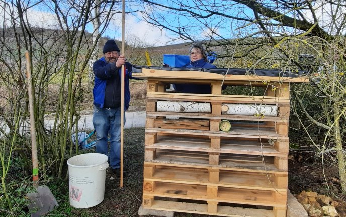 Paletten-Wildbienennisthilfe