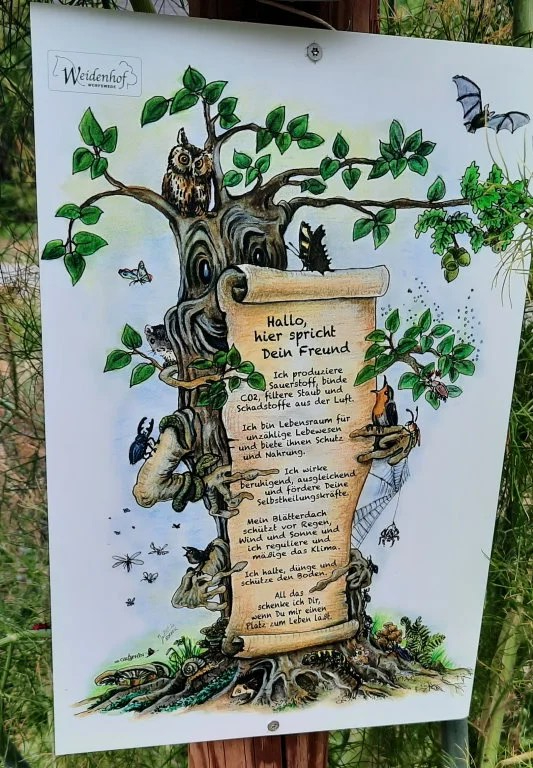 Schild für den Baum