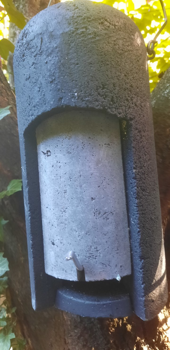 Künstliche Fledermaushöhle, finanziert durch LAG Rheinhessen